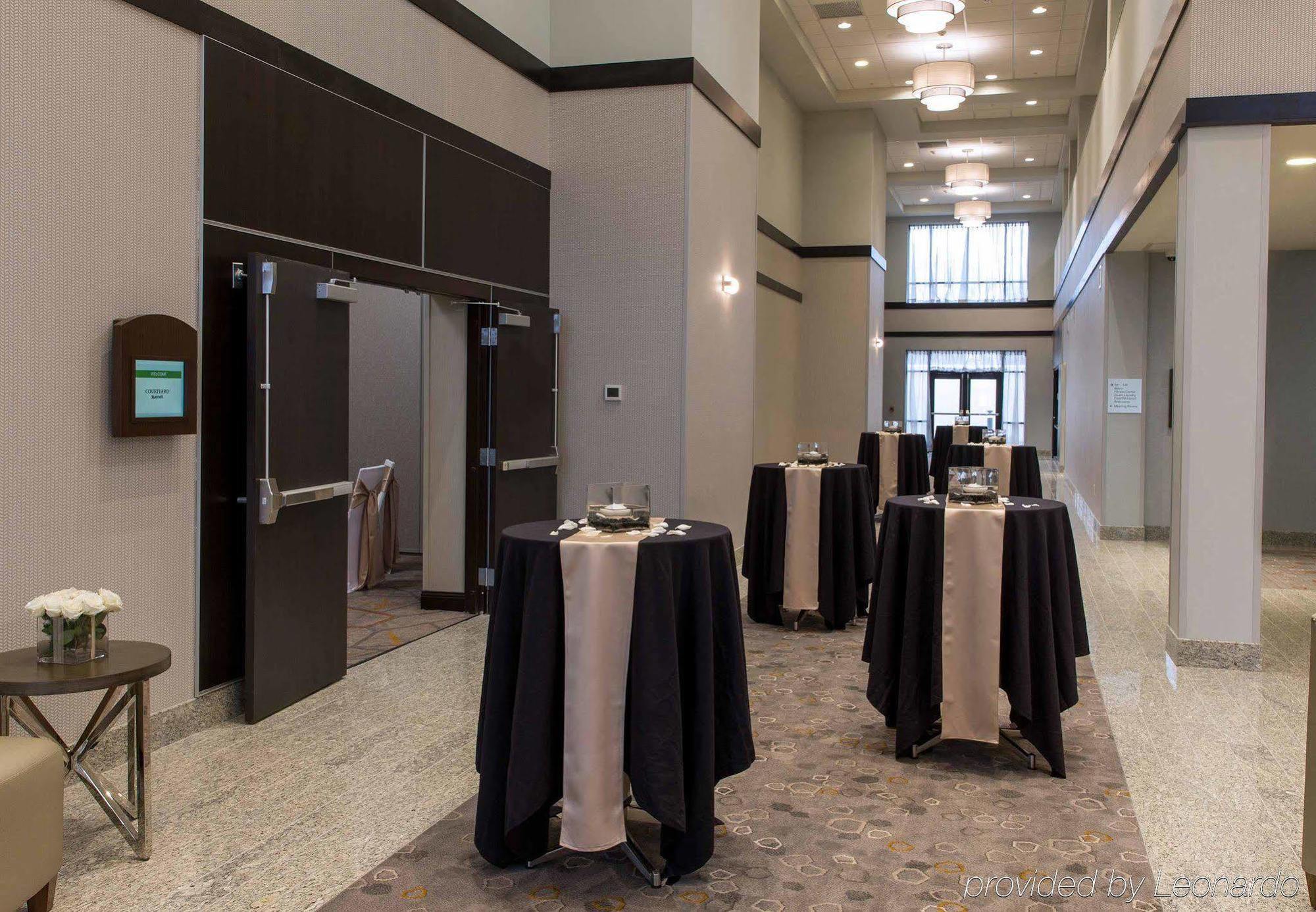 Courtyard By Marriott 3*