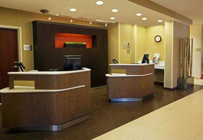 Courtyard By Marriott Hotel 3*